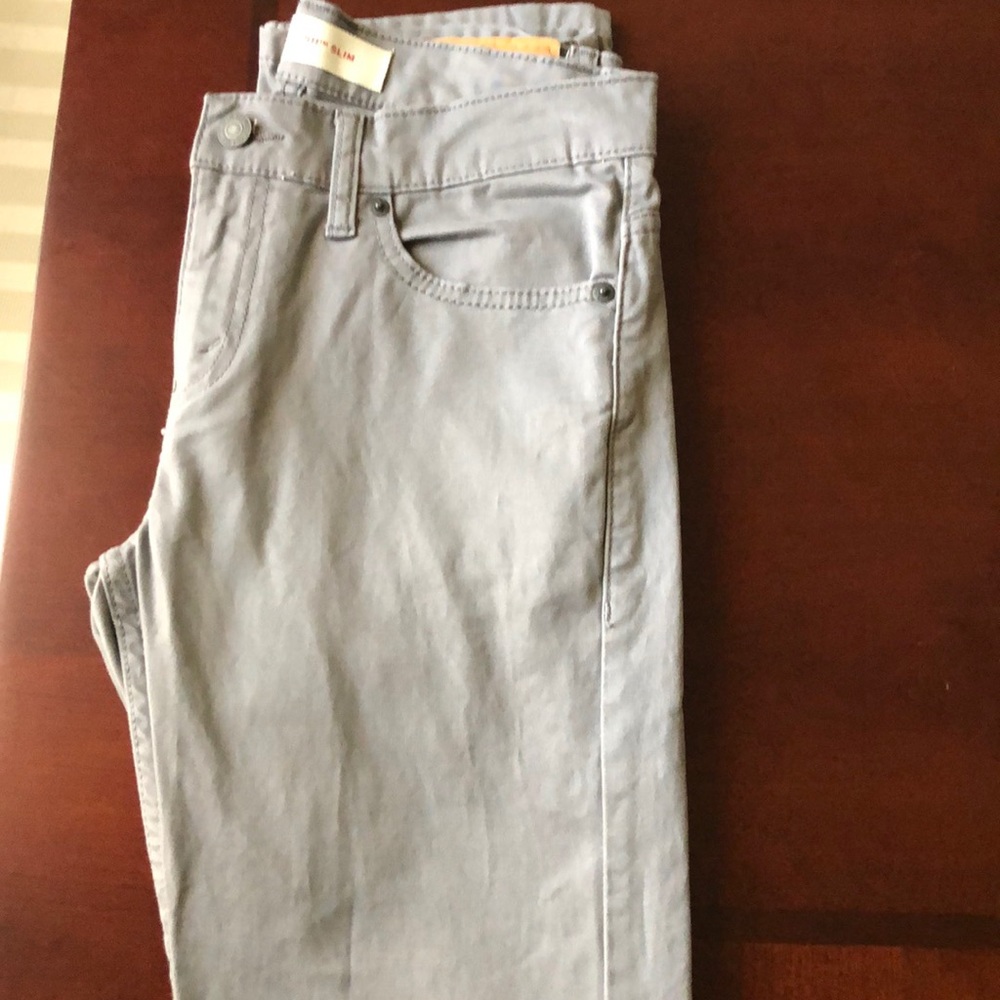 511 Slim Levi’s pants